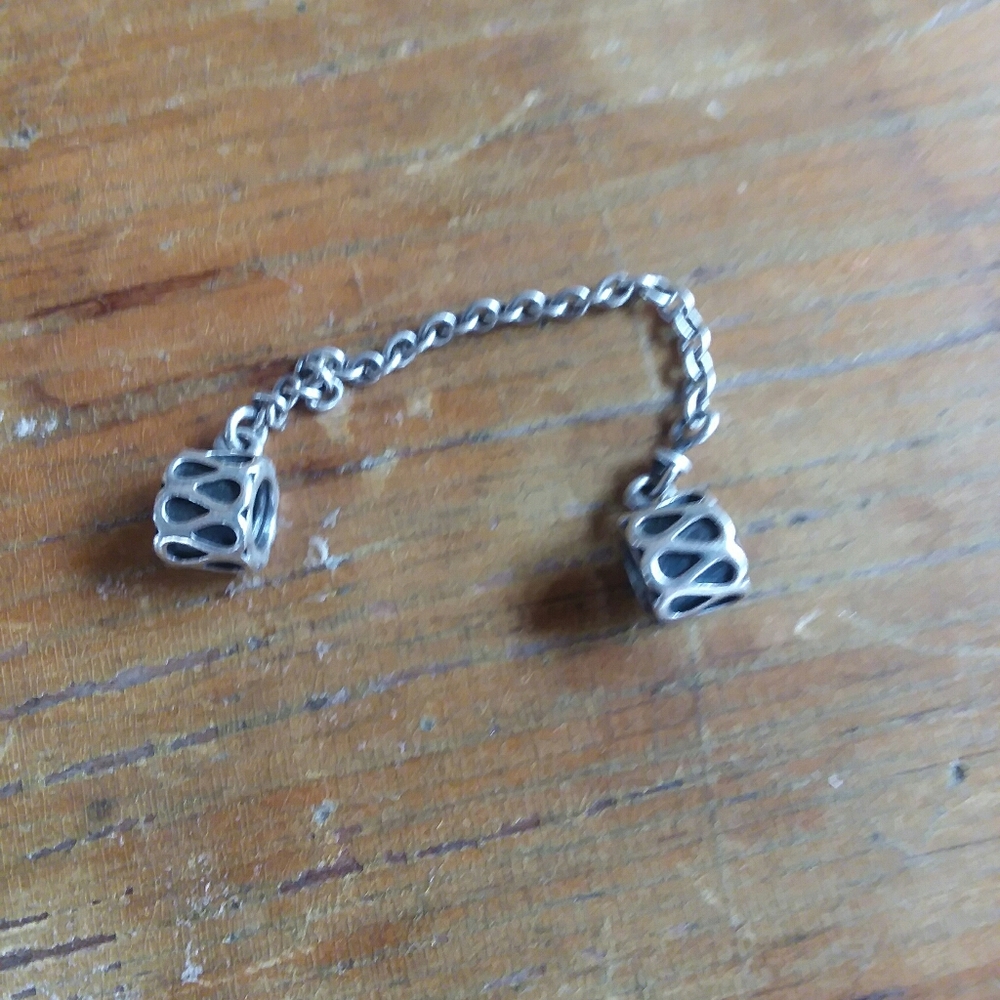 Pandora safety chain
